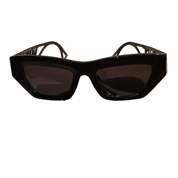 Versace Black Logo Frame Cat Eye Sunglasses main image 5